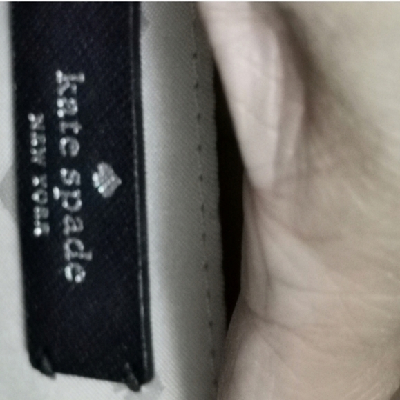 Kate Spade Safiano Leather crossbody bag - Picture 6 of 10